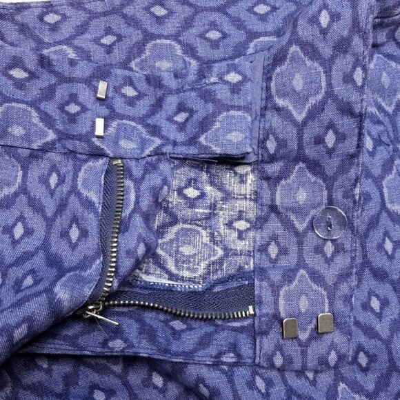 Cynthia Rowley 100% Linen Aztec Shorts. Blue 6 - Picture 5 of 7